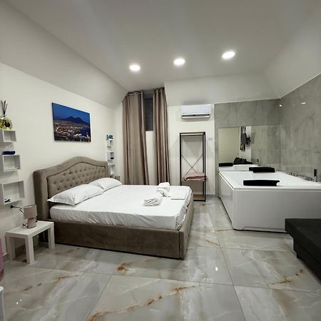 Caracciolo Suites 36 Napoli Dış mekan fotoğraf
