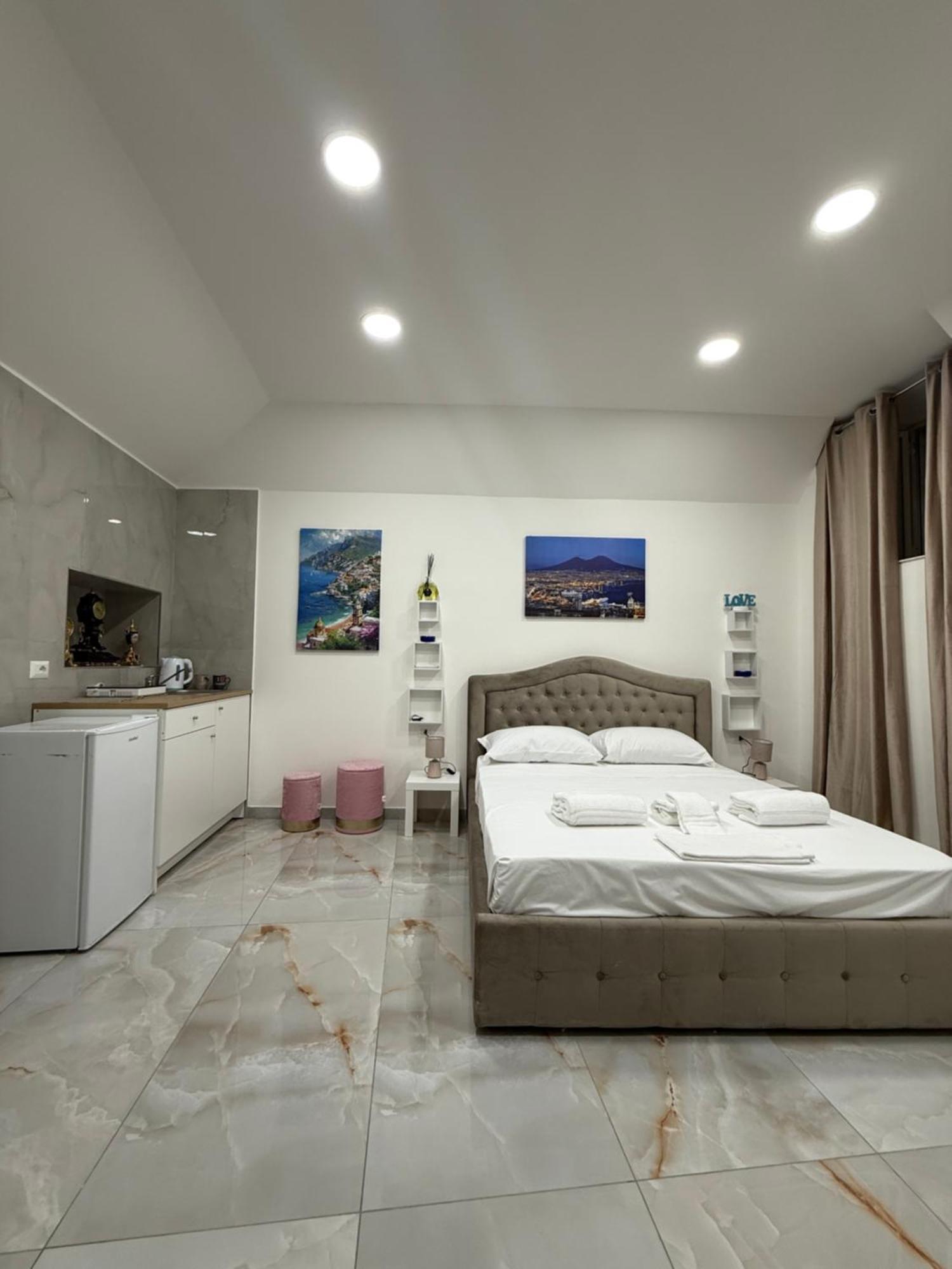 Caracciolo Suites 36 Napoli Dış mekan fotoğraf
